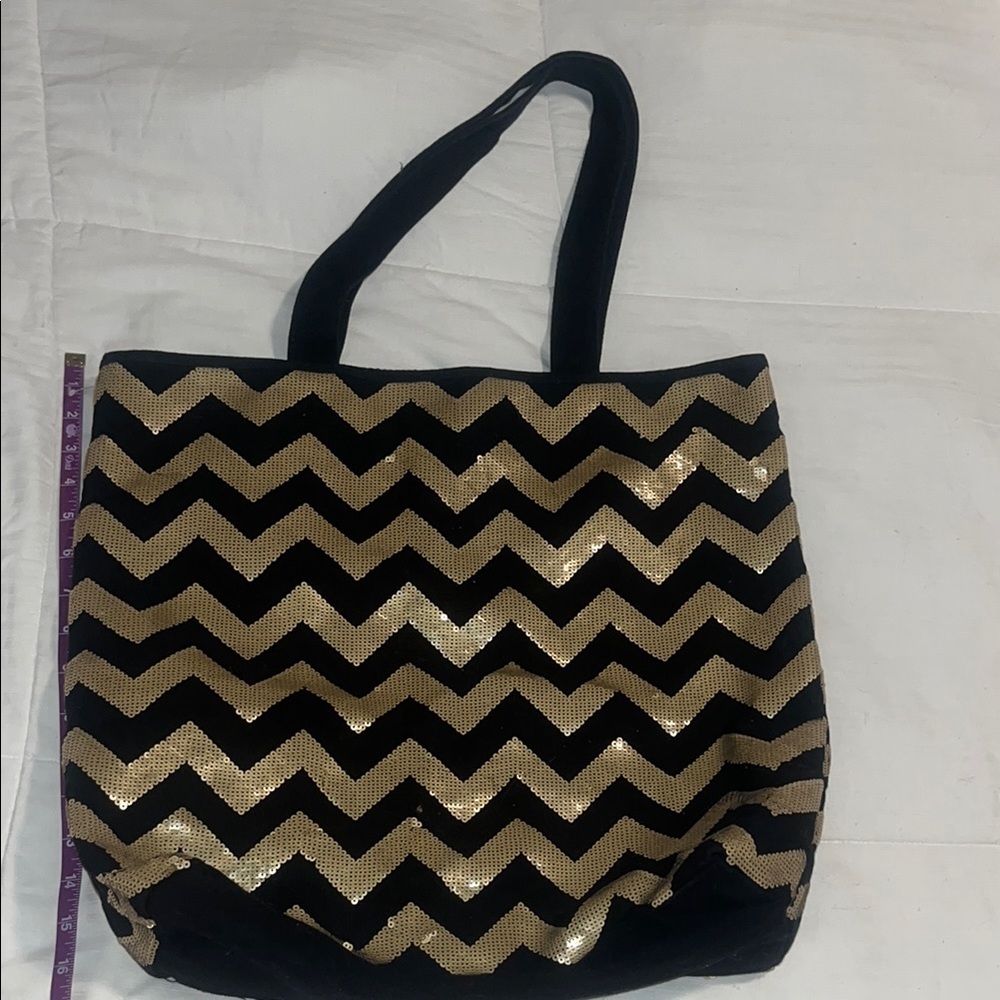 Pottery Barn Teen Chevron Patterned Tote Bag - Black and Gold sequins EUC